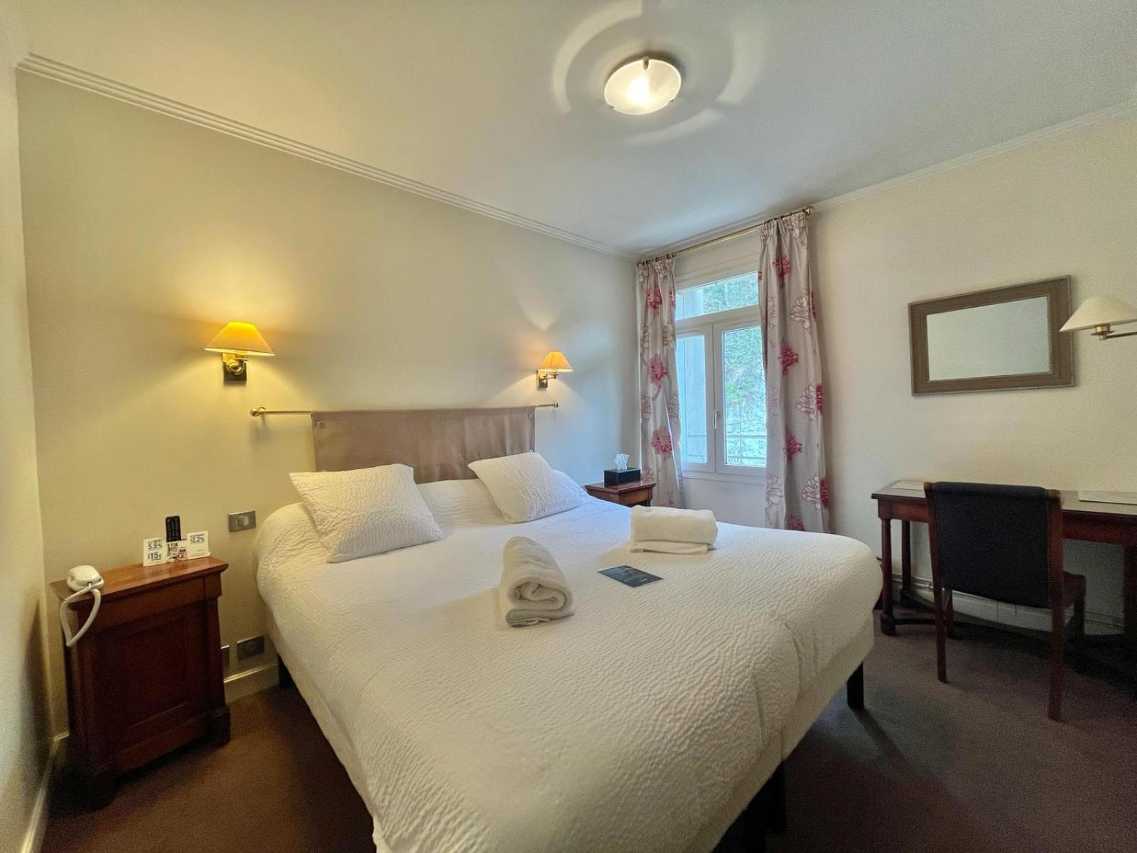 Logis Hotel Le Rivage Gien Exteriér fotografie